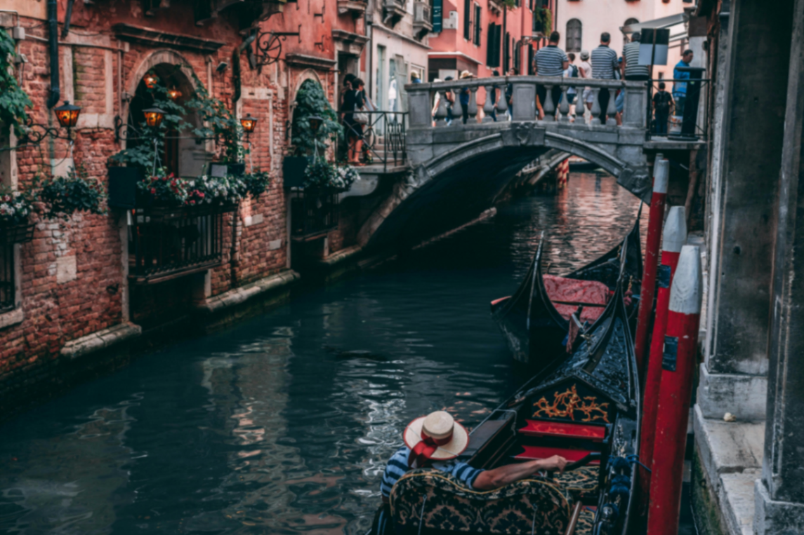 Venise instaure une taxe d'entrée : Une première mondiale pour lutter contre le surtourisme
